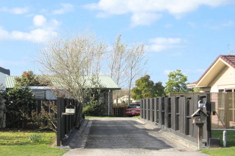 Photo of property in 13a Emery Place, Papamoa Beach, Papamoa, 3118