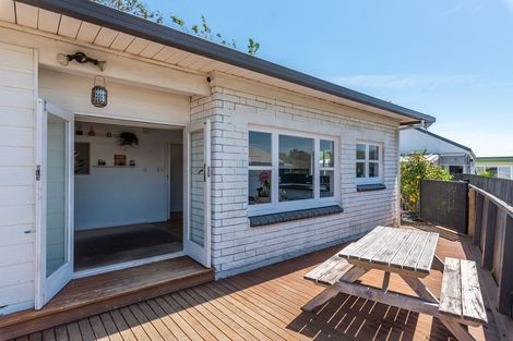 Photo of property in 15 Ratanui Road, Paraparaumu, 5032