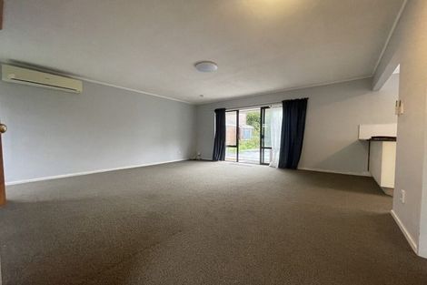 Photo of property in 6 Flinders Place, Johnsonville, Wellington, 6037