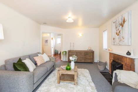 Photo of property in 7 Bungalow Avenue, Point Chevalier, Auckland, 1022