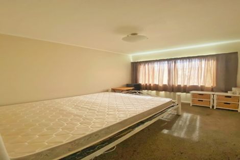 Photo of property in 2/717 East Coast Road, Browns Bay, Auckland, 0630