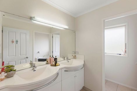 Photo of property in 24 Windmill Drive, Wainui, Silverdale, 0992