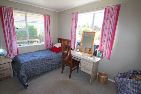 Photo of property in 42 Brinkburn Street, South Hill, Oamaru, 9400