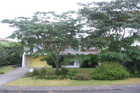 Photo of property in 9 Marywil Crescent, Hillcrest, Auckland, 0627