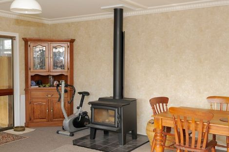 Photo of property in 61 Rhodes Street, Waimate, 7924