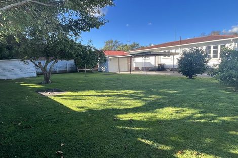 Photo of property in 14 Waterloo Crescent, Hokowhitu, Palmerston North, 4410