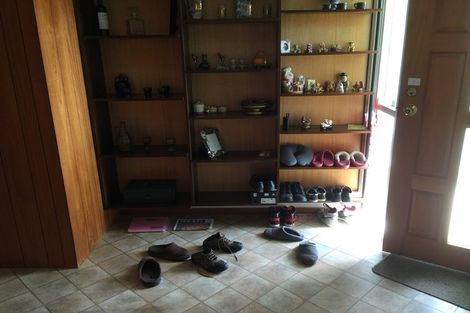 Photo of property in 17 Greenhill Crescent, Pakuranga, Auckland, 2010