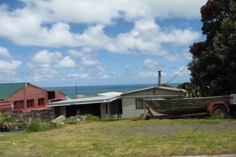 Photo of property in 7 Ngatira Road, Muriwai, Waimauku, 0881