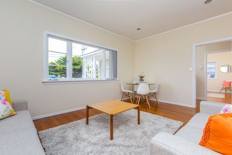 Photo of property in 18 Norana Avenue, Favona, Auckland, 2024