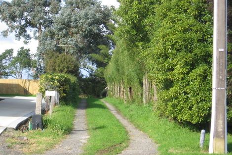 Photo of property in 114 Matipo Road, Te Atatu Peninsula, Auckland, 0610