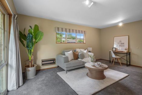 Photo of property in 10 Holcroft Court, Rangiora, 7400