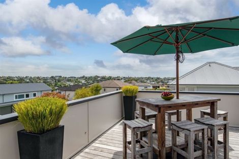 Photo of property in 1/8 Folkestone Street, Murrays Bay, Auckland, 0630