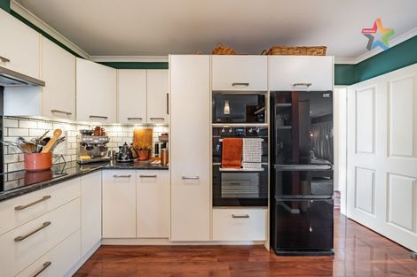 Photo of property in 44 Woodland Mews, Wainuiomata, Lower Hutt, 5014