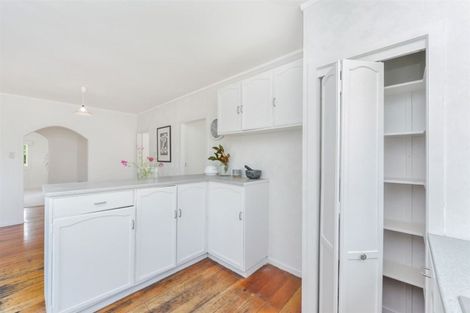 Photo of property in 16 Darley Street, Maeroa, Hamilton, 3200