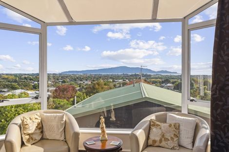 Photo of property in 49 Kakariki Grove, Waikanae, 5036