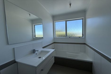 Photo of property in 30 Elliott Street, Johnsonville, Wellington, 6037