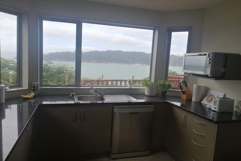 Photo of property in 42 Evans Bay Parade, Roseneath, Wellington, 6021