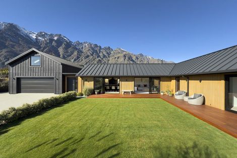 Photo of property in 6a Kinross Lane, Jacks Point, Queenstown, 9371