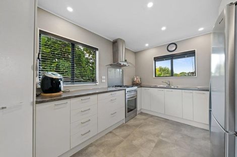 Photo of property in 27 Chums Road, Paraparaumu Beach, Paraparaumu, 5032