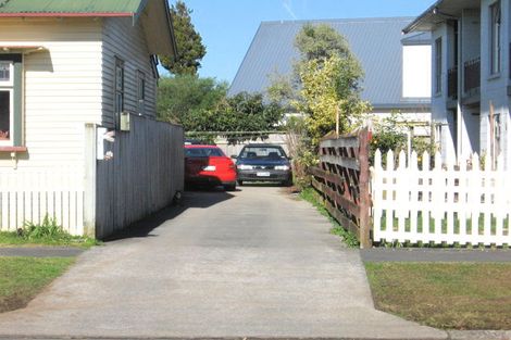 Photo of property in 16 Coates Street, Hamilton East, Hamilton, 3216