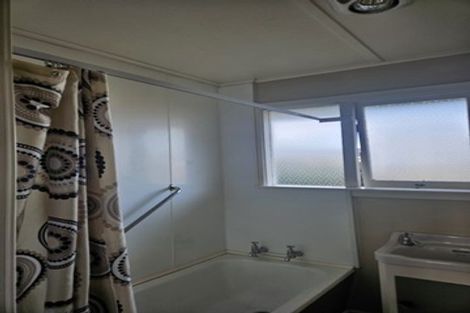 Photo of property in 2/8 Hatton Street, West End, Timaru, 7910