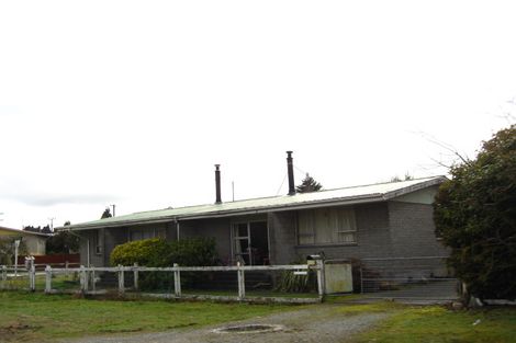 Photo of property in 1a-b Victory Street, Reefton, 7830