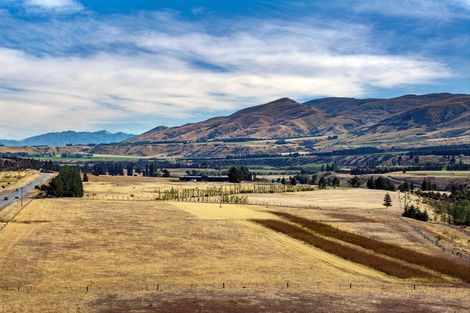 Photo of property in 3166 Luggate-cromwell Road, Queensberry, Cromwell, 9383