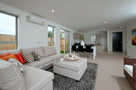 Photo of property in 18 Andersons Road, Oteha, Auckland, 0632