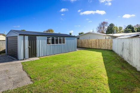 Photo of property in 9 Pinedale Parade, Milson, Palmerston North, 4414