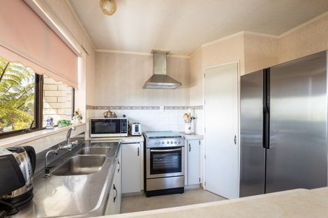 Photo of property in 138a Govett Avenue, Frankleigh Park, New Plymouth, 4310