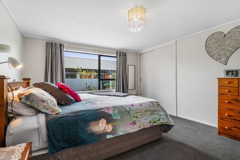 Photo of property in 32 Nixon Street, Tinwald, Ashburton, 7700