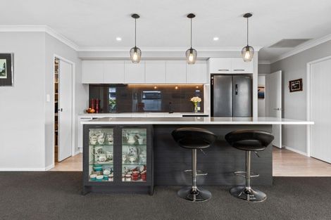 Photo of property in 11 Stevenson Drive, Papamoa, 3118