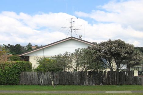 Photo of property in 420 Ngatai Road, Bellevue, Tauranga, 3110