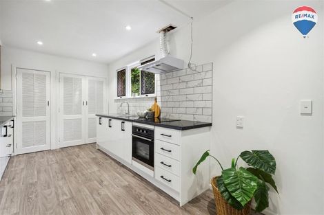 Photo of property in 10 Sheehy Grove, Wainuiomata, Lower Hutt, 5014