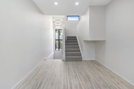 Photo of property in 21c Cherry Tree Place, Massey, Auckland, 0614