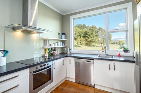 Photo of property in 291 Hinemoa Valley Road, Kaitawa, Pahiatua, 4981