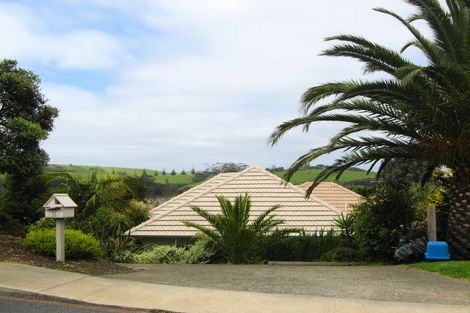 Photo of property in 38 Everard Avenue, Army Bay, Whangaparaoa, 0930