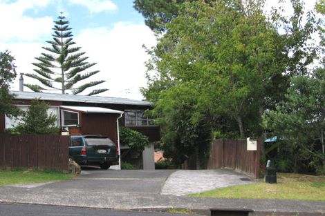 Photo of property in 2/33 Woodstock Road, Forrest Hill, Auckland, 0620