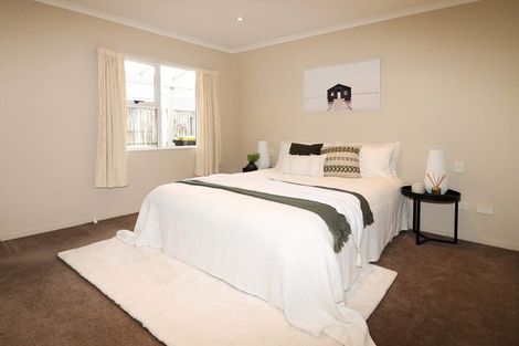 Photo of property in 28 Deller Drive, Carterton, 5713