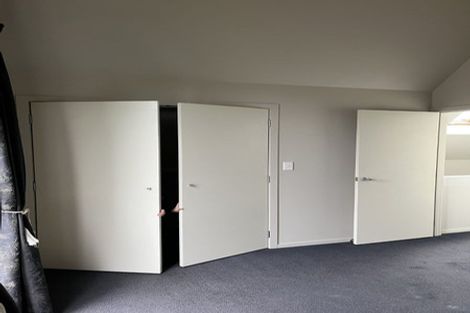 Photo of property in 15 Ruapehu Drive, Fitzherbert, Palmerston North, 4410