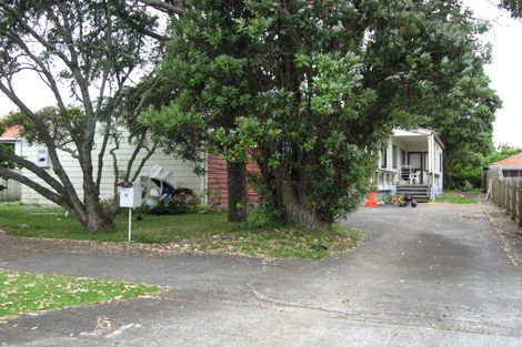 Photo of property in 13 Boyd Avenue, Mangere Bridge, Auckland, 2022
