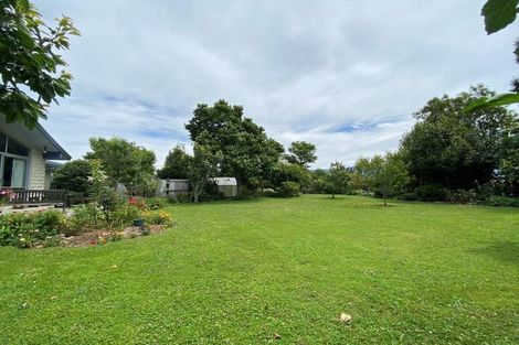Photo of property in 2 Sunbelt Crescent, Takaka, 7110