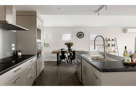 Photo of property in 19a Rostrevor Street, Hamilton Central, Hamilton, 3204