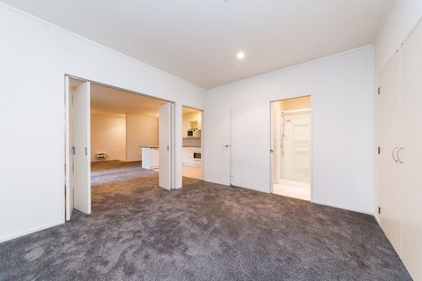 Photo of property in Maddison Apartments, 1/6g Queen Street, Palmerston North, 4410