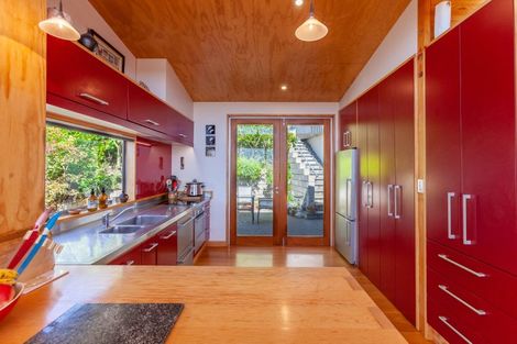 Photo of property in 5 Chilton Road, Hospital Hill, Napier, 4110