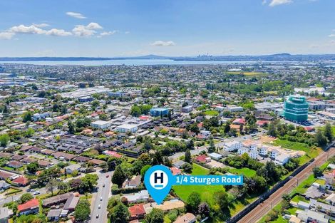 Photo of property in 1/4 Sturges Road, Henderson, Auckland, 0610