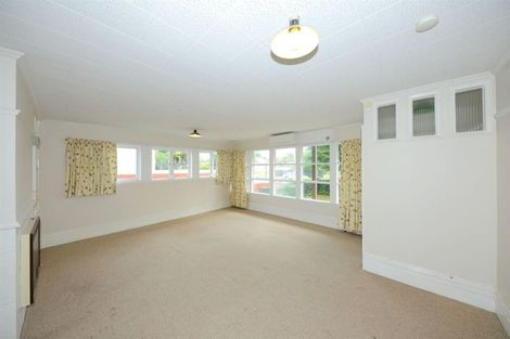 Photo of property in 30 Corson Avenue, Beckenham, Christchurch, 8023