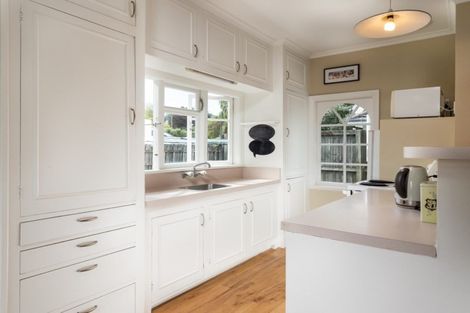 Photo of property in 2/49 Ashgrove Terrace, Somerfield, Christchurch, 8024