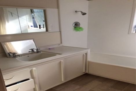 Photo of property in 137 Bellevue Road, Brookfield, Tauranga, 3110