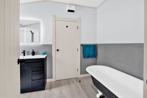 Photo of property in 80 Conway Road, Eltham, 4322